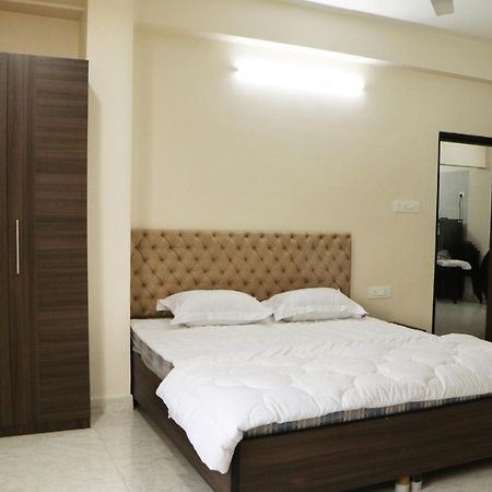 Radharani Apartment Calcutta Eksteriør billede
